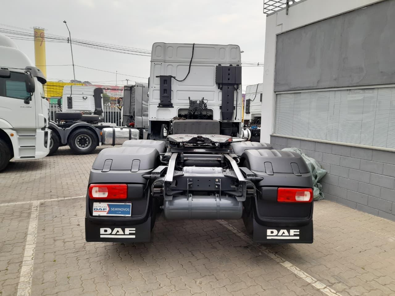 DAF-XF-XF 105 FTS 460 6x2 (diesel)(E5)