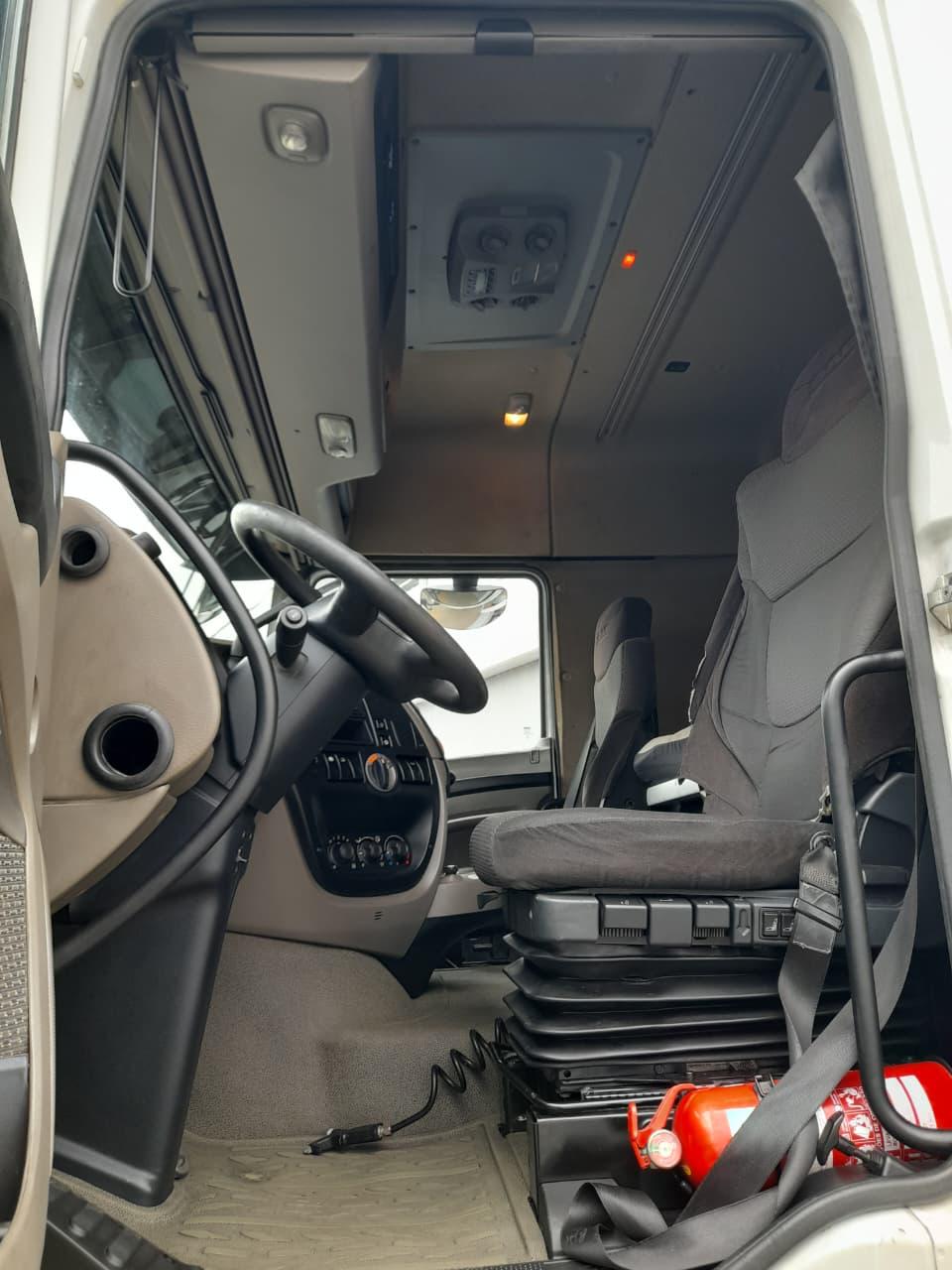 DAF-XF-XF 105 FTS 460 6x2 (diesel)(E5)