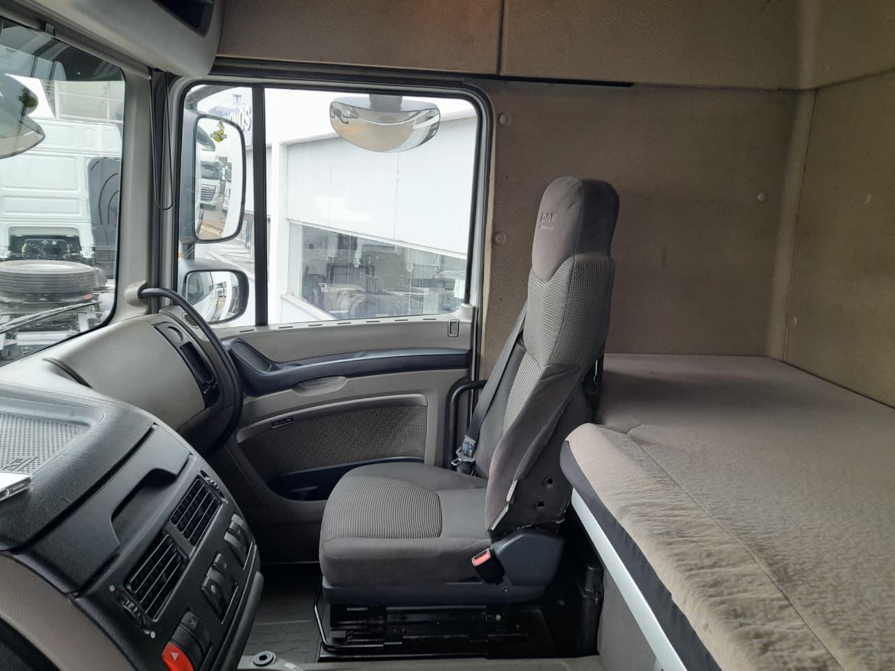 DAF-XF-XF 105 FTS 460 6x2 (diesel)(E5)