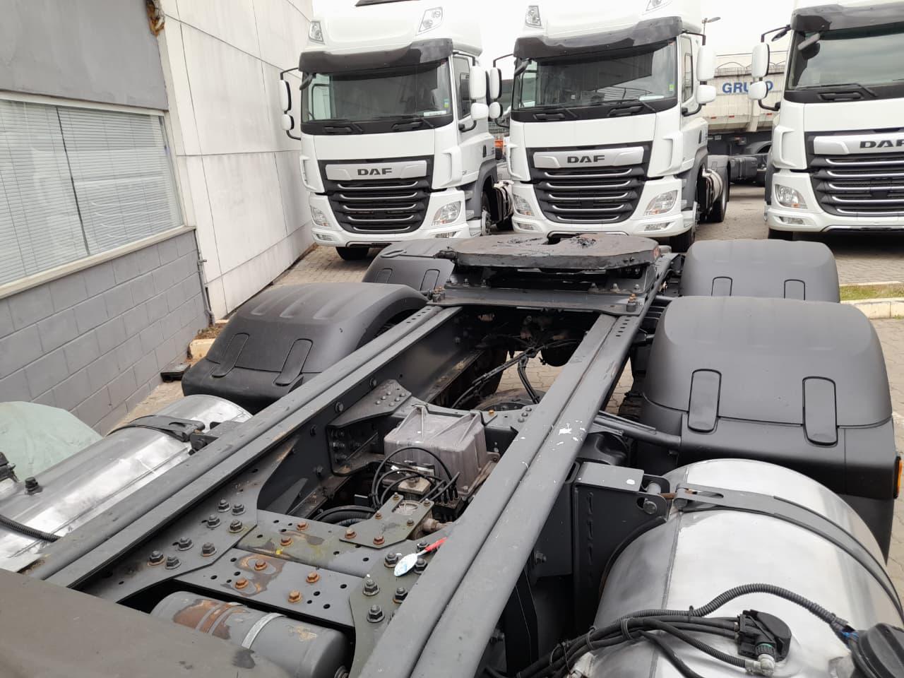 DAF-XF-XF 105 FTS 460 6x2 (diesel)(E5)