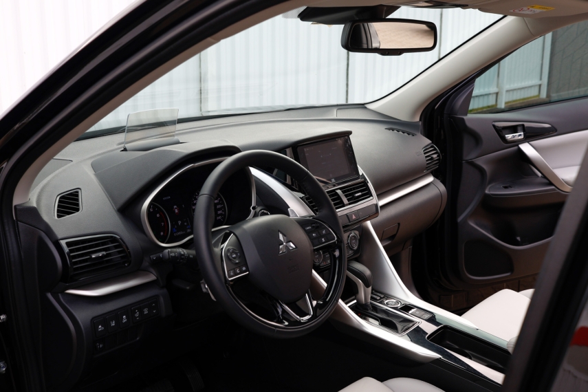 Mitsubishi-ECLIPSE CROSS-1.5 MIVEC TURBO GASOLINA HPE-S CVT