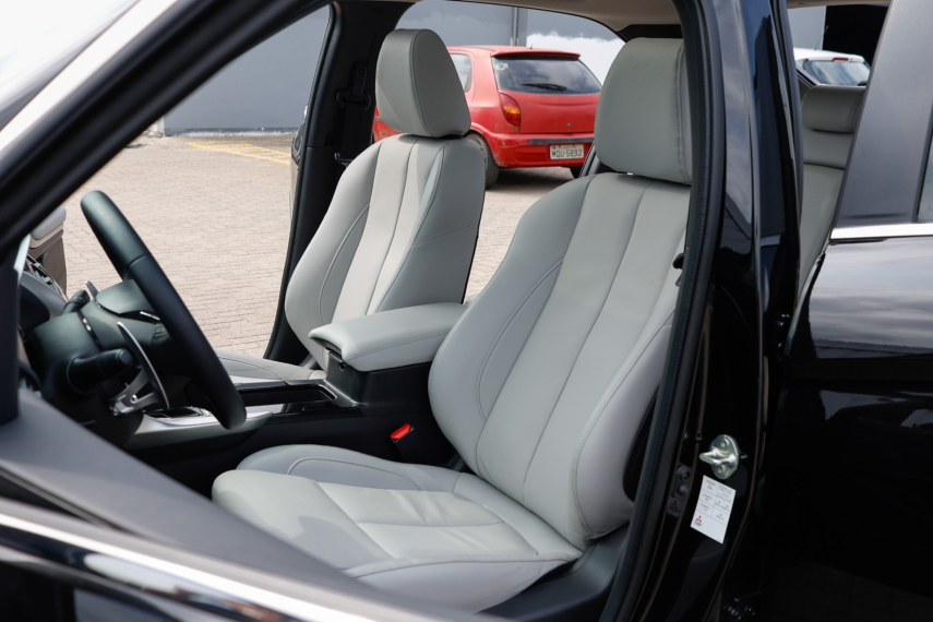 Mitsubishi-ECLIPSE CROSS-1.5 MIVEC TURBO GASOLINA HPE-S CVT