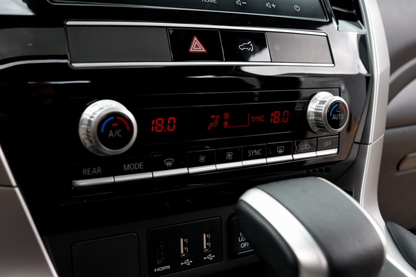 Mitsubishi-PAJERO SPORT-2.4 16V MIVEC TURBO DIESEL HPE-S AWD AUTOMÁTICO