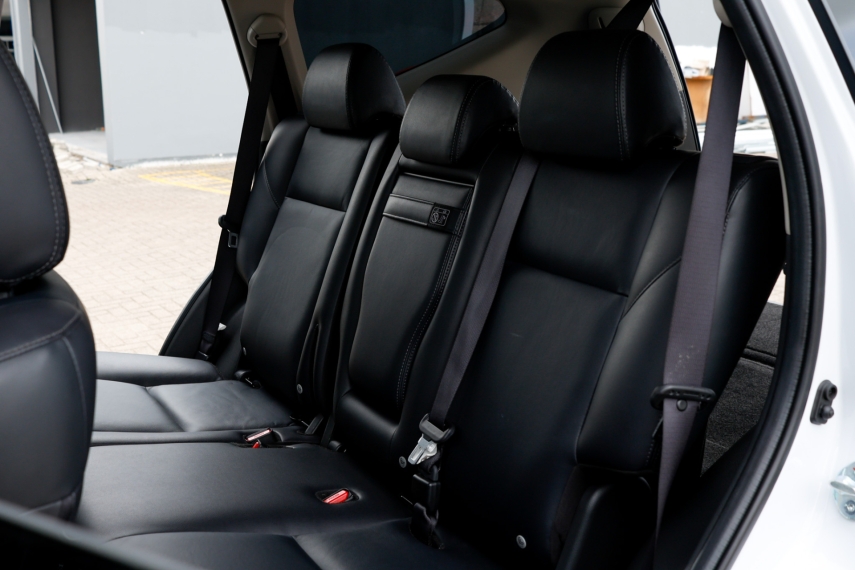 Mitsubishi-PAJERO SPORT-2.4 16V MIVEC TURBO DIESEL HPE-S AWD AUTOMÁTICO