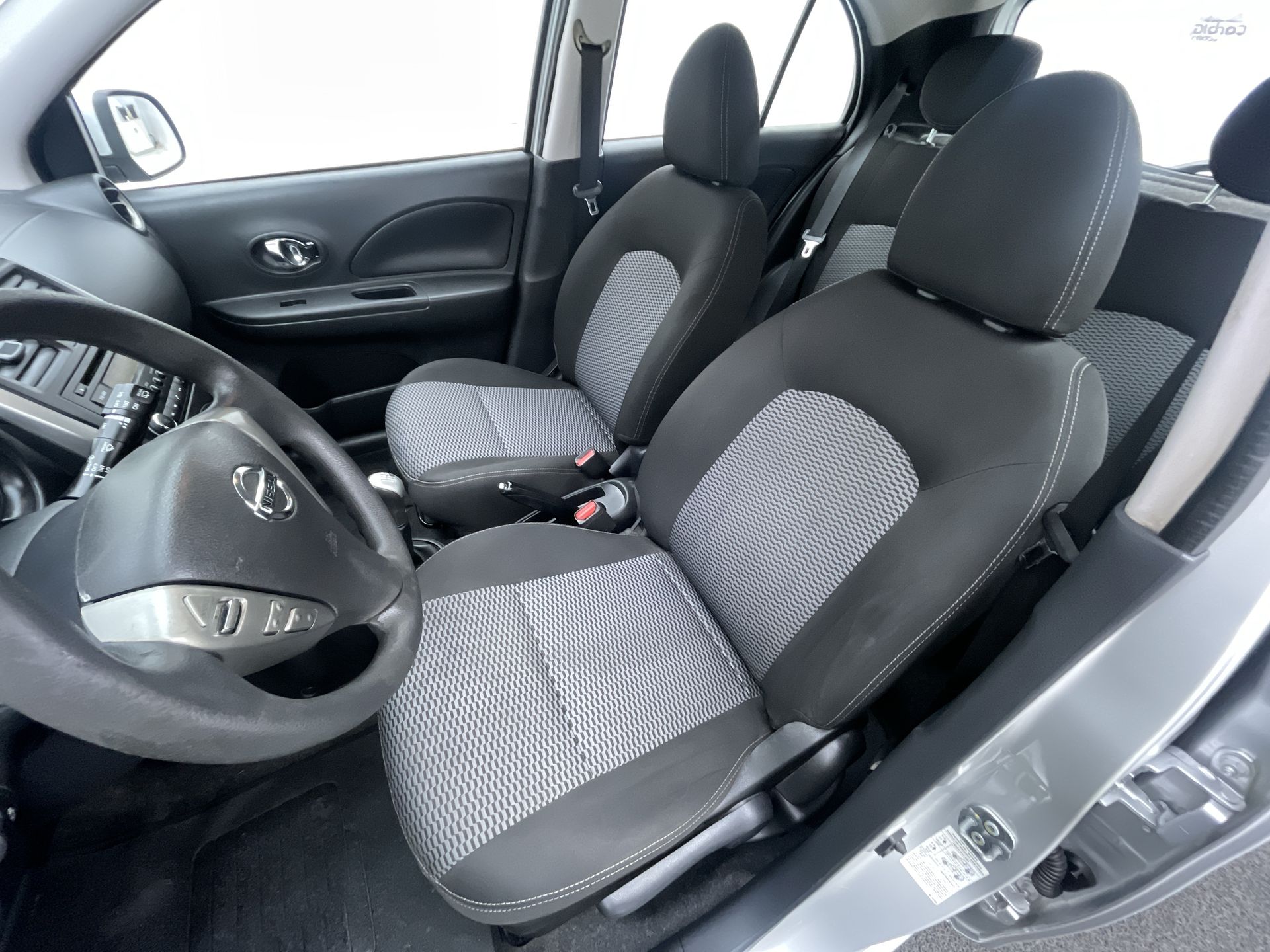 MARCH SV 1.0 12V Flex 5p