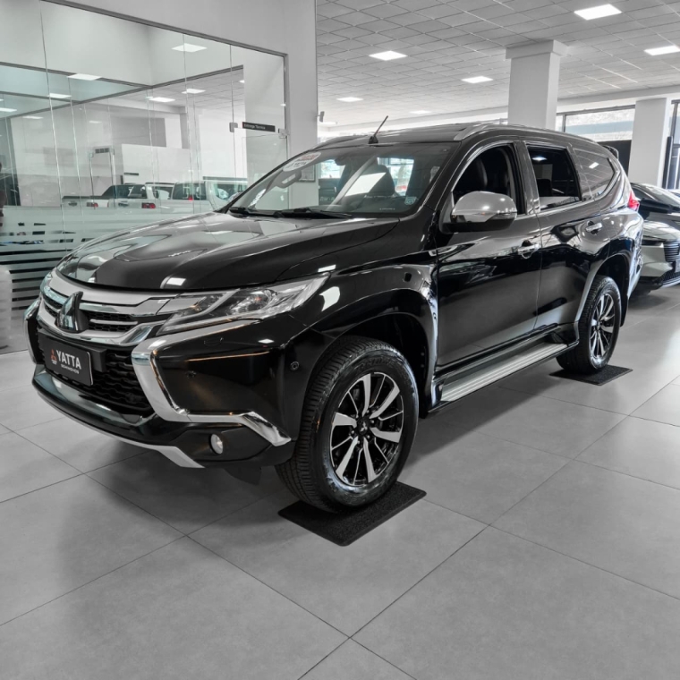 Mitsubishi-PAJERO SPORT-2.4 16V MIVEC TURBO DIESEL HPE AWD AUTOMÁTICO