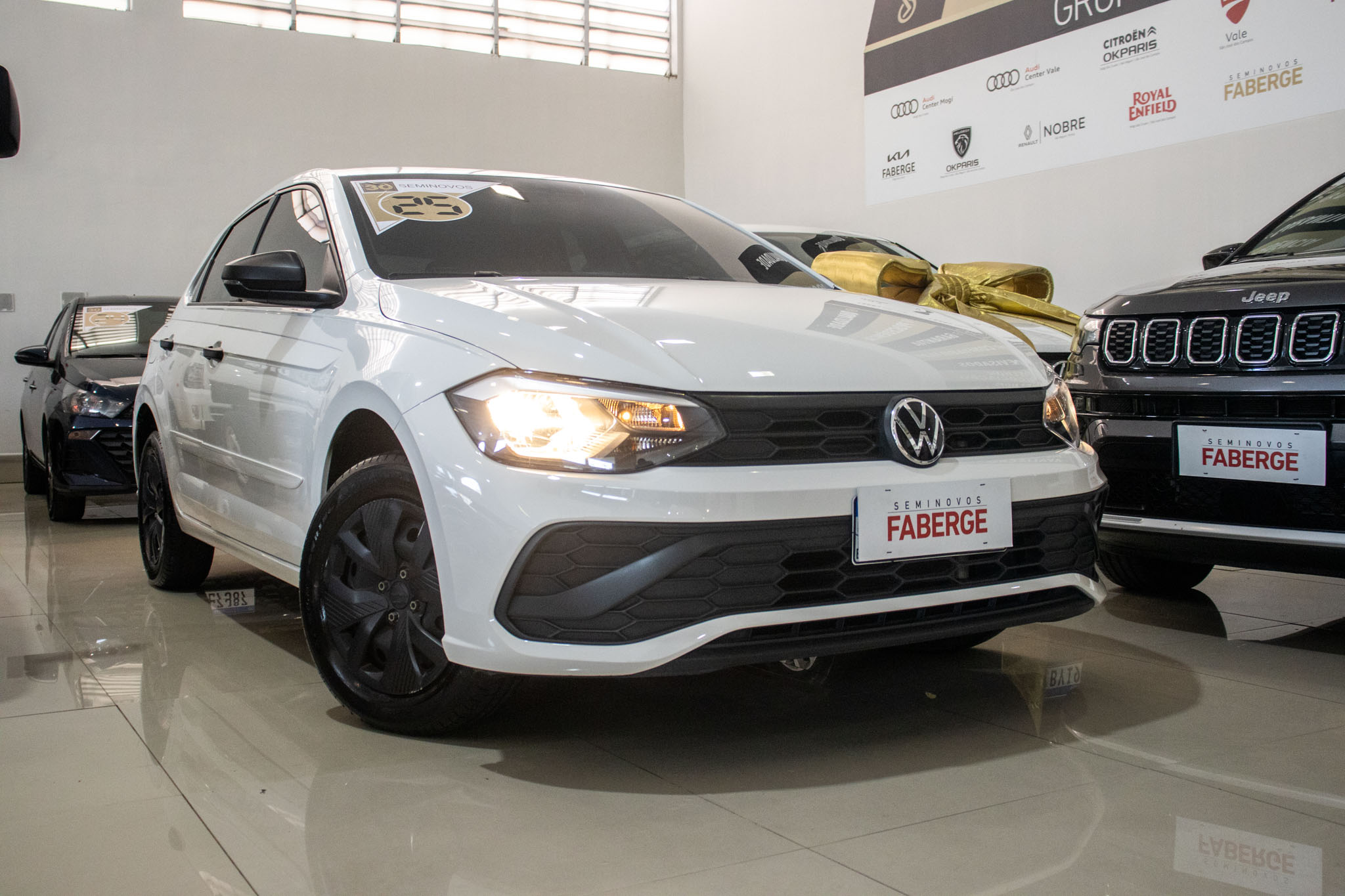 Polo Track 1.0 Flex 12V 5p