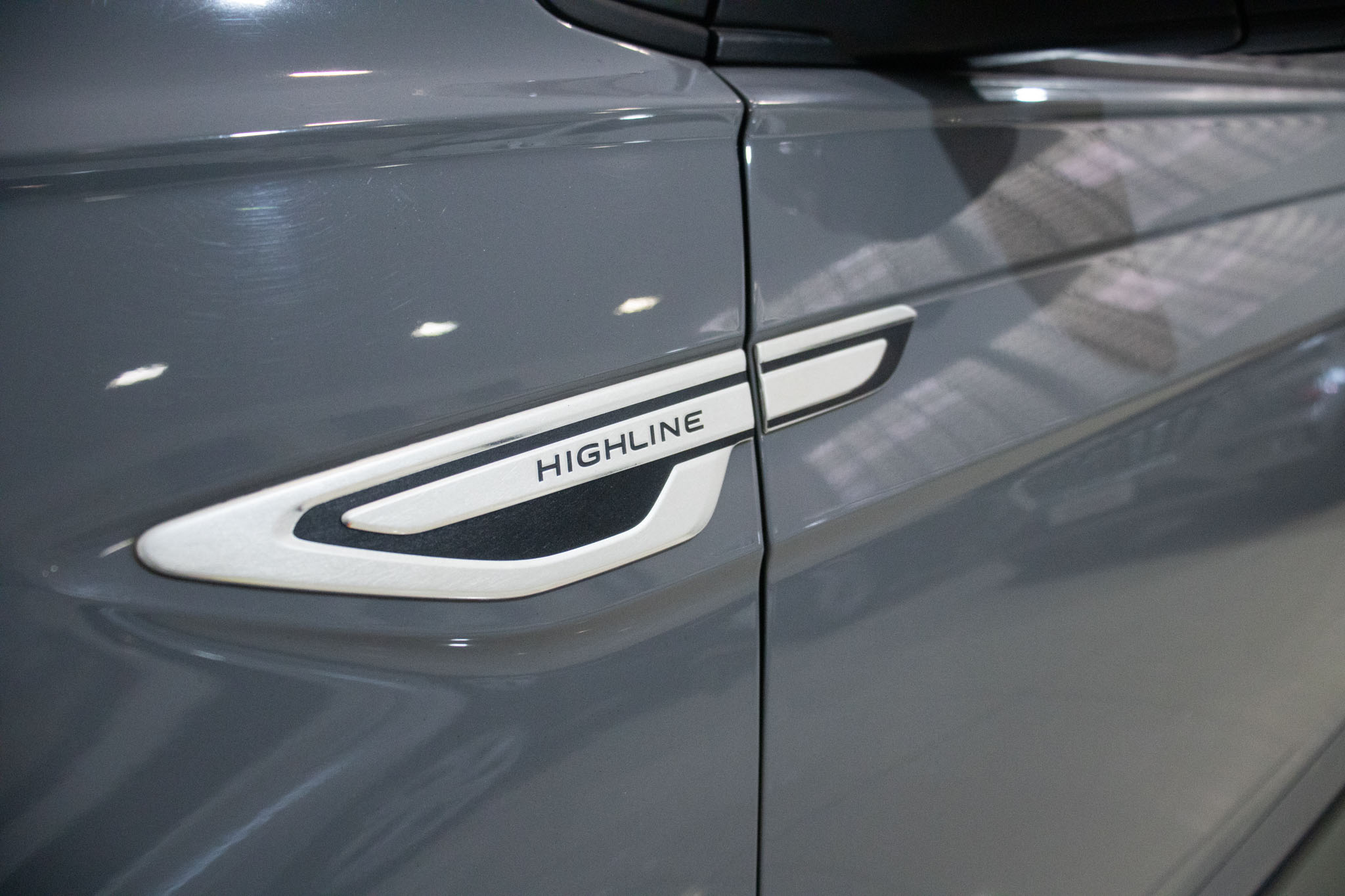 VW - Volkswagen-Nivus-Nivus Highline 1.0 200 TSI Flex Aut.