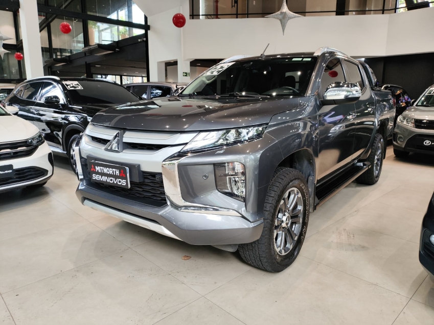 Mitsubishi-L200 TRITON-2.4 16V TURBO DIESEL SPORT HPE-S CD 4P 4X4 AUTOMÁTICO