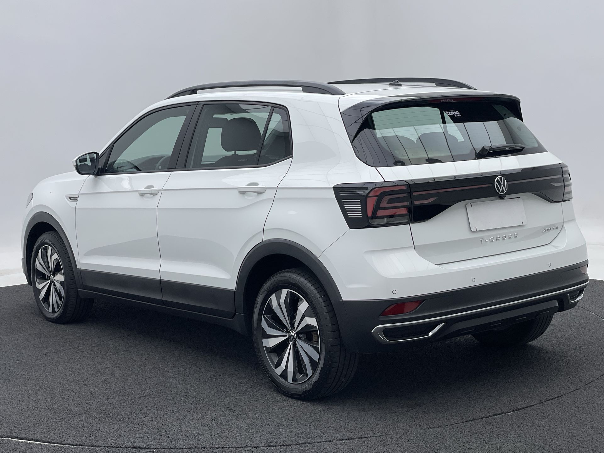 VW - Volkswagen-T-Cross-T-Cross Comfor. 200 TSI 1.0 Flex 5p Aut.