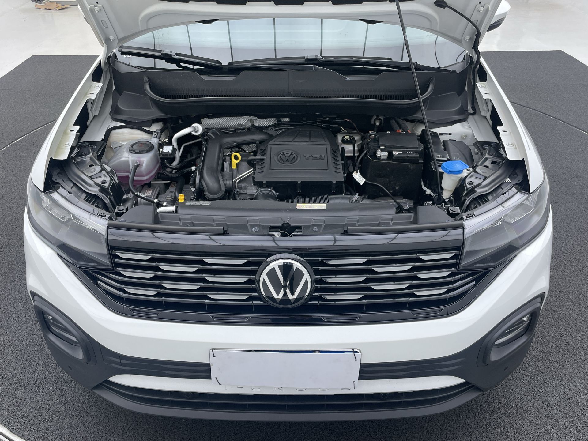 VW - Volkswagen-T-Cross-T-Cross Comfor. 200 TSI 1.0 Flex 5p Aut.