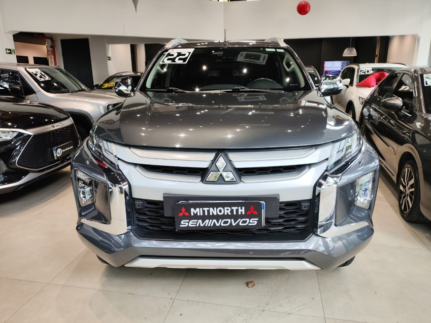 Mitsubishi-L200 TRITON-2.4 16V TURBO DIESEL SPORT HPE-S CD 4P 4X4 AUTOMÁTICO