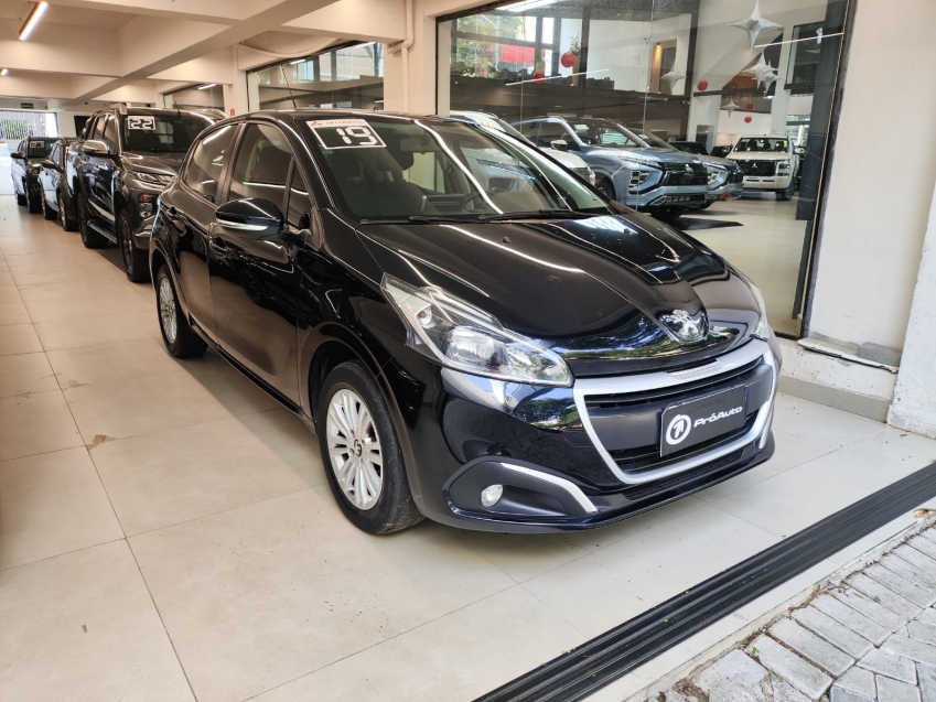 Peugeot-208-1.6 ACTIVE PACK 16V FLEX 4P AUTOMÁTICO