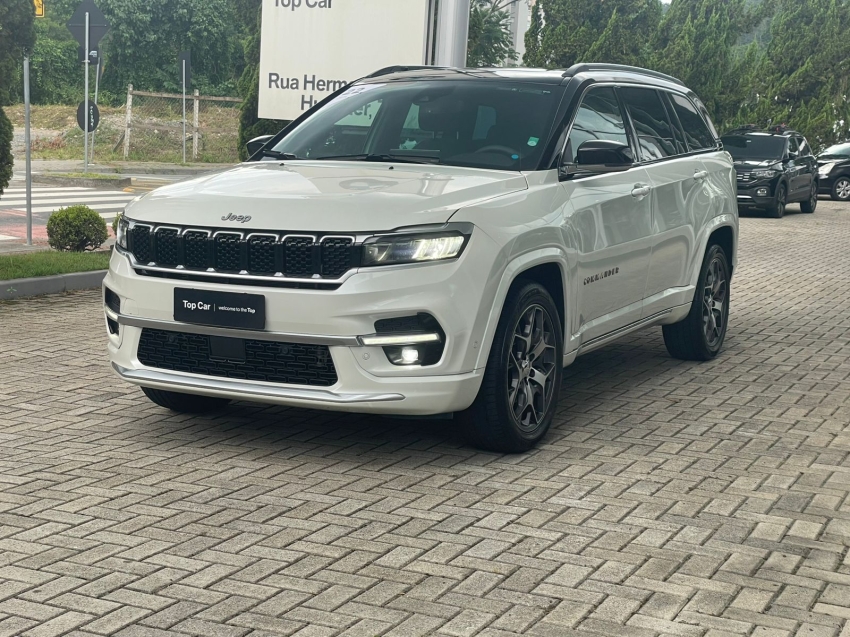 Jeep-COMMANDER-1.3 T270 TURBO FLEX OVERLAND AT6