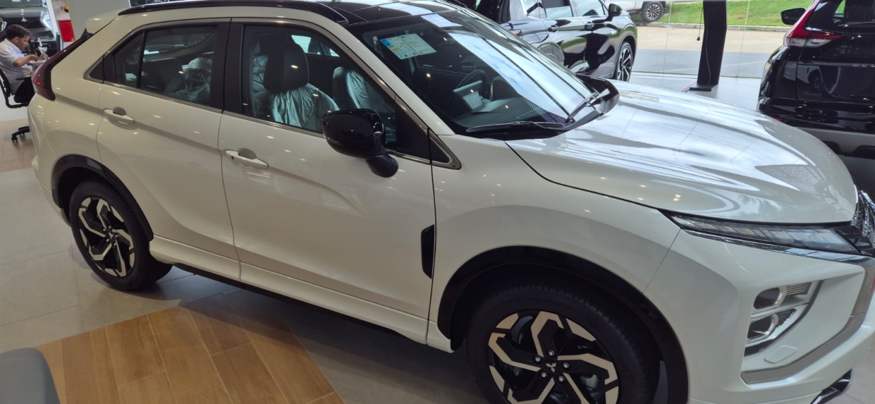 Mitsubishi-ECLIPSE CROSS-1.5 MIVEC TURBO GASOLINA HPE-S CVT