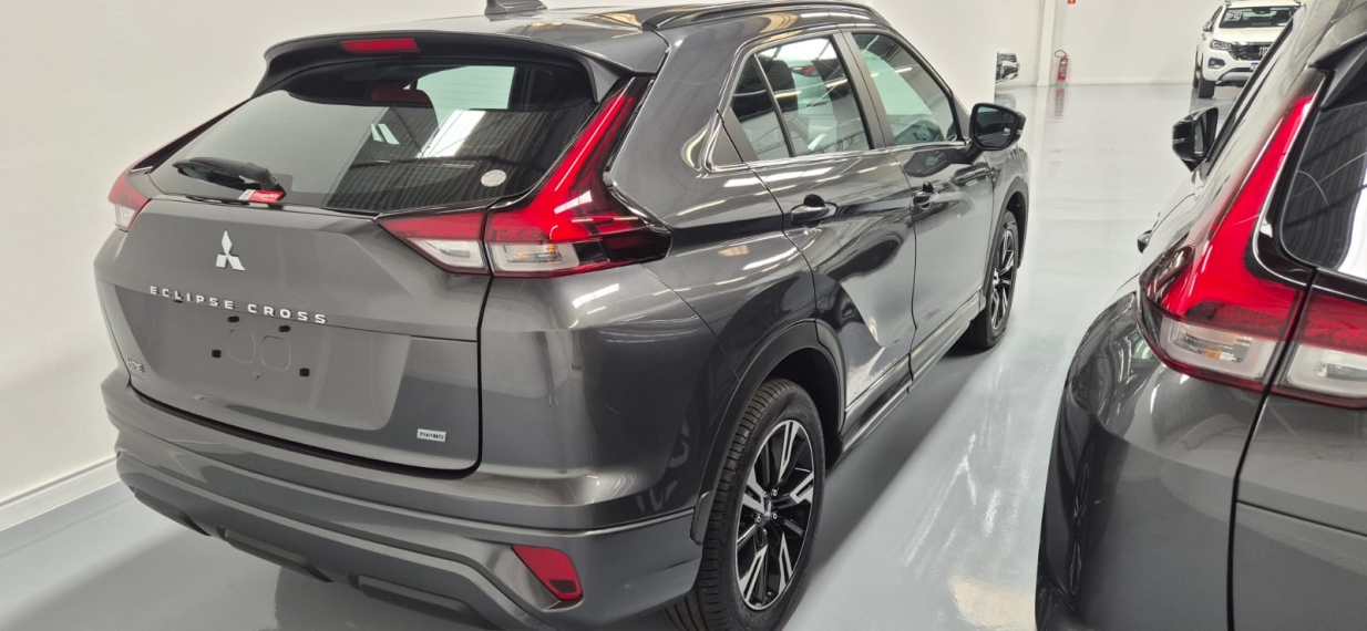 Mitsubishi-ECLIPSE CROSS-1.5 MIVEC TURBO GASOLINA HPE CVT