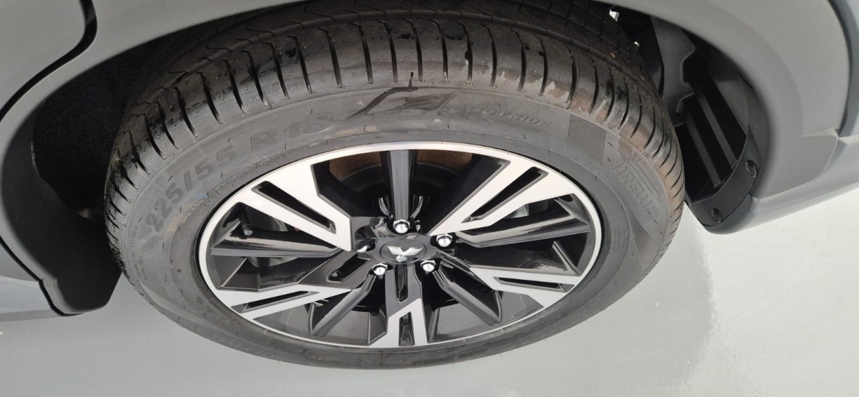 Mitsubishi-ECLIPSE CROSS-1.5 MIVEC TURBO GASOLINA HPE CVT