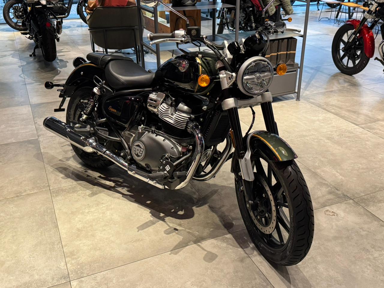 Royal Enfield-Super Meteor-Super Meteor Interstellar 650cc ABS