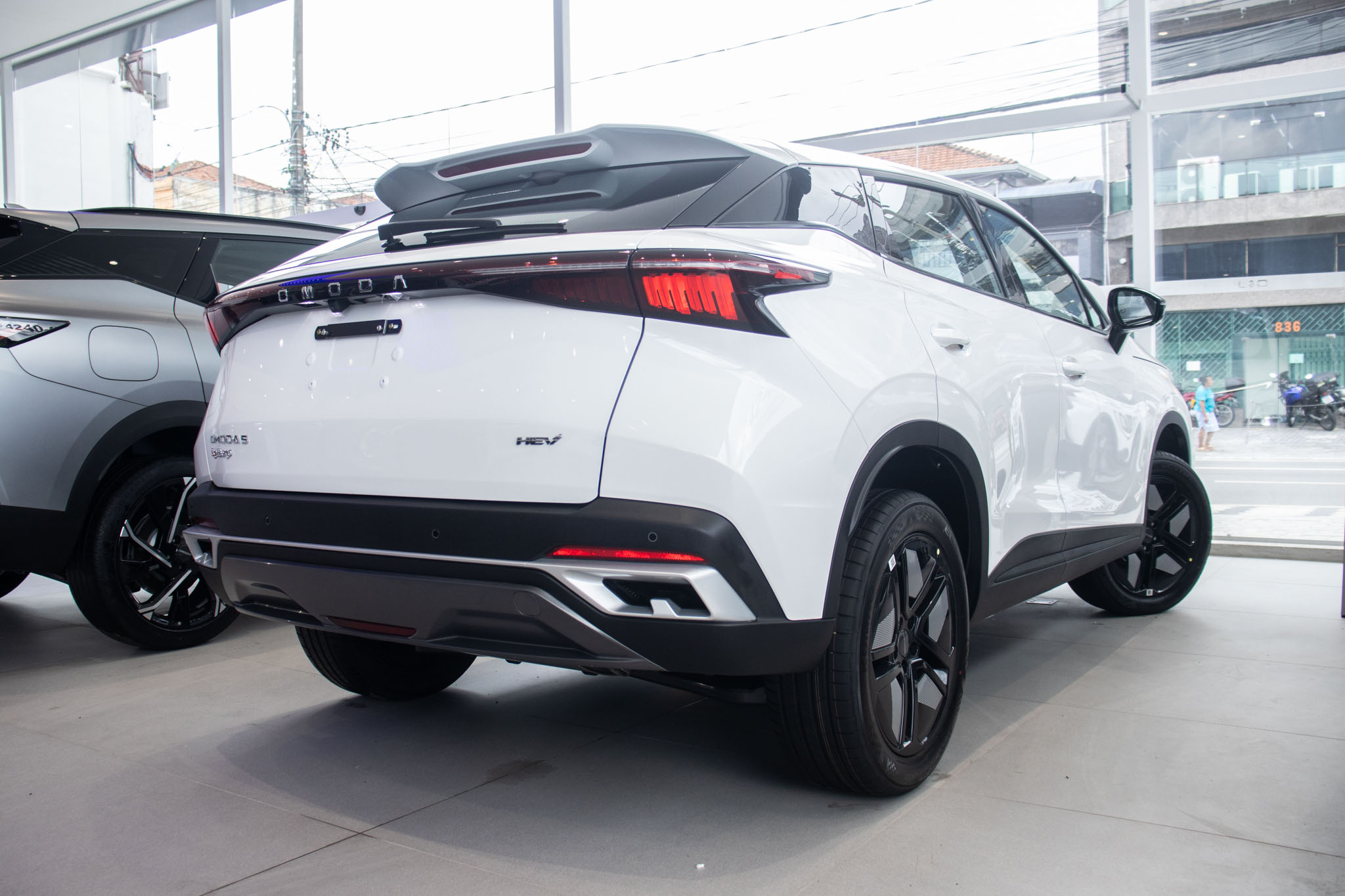 Omoda-5-5 Luxury 1.5 TB FWD