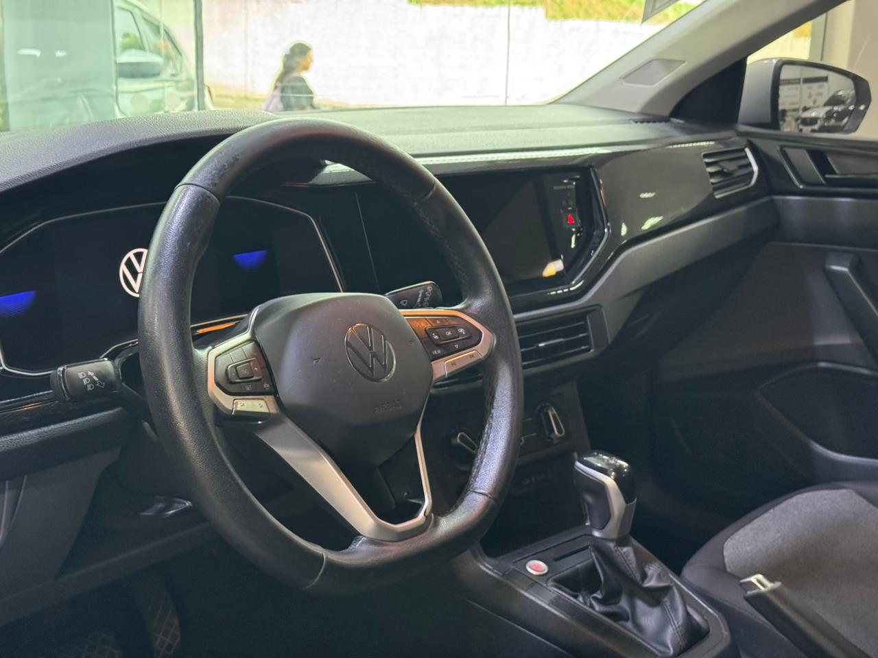 VW - Volkswagen-Polo-Polo Comfortline TSI 1.0 Flex 12V Aut.