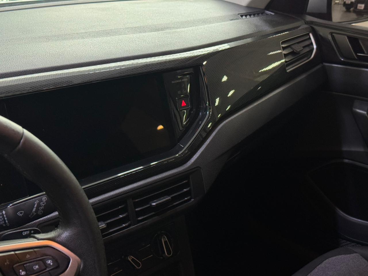 VW - Volkswagen-Polo-Polo Comfortline TSI 1.0 Flex 12V Aut.