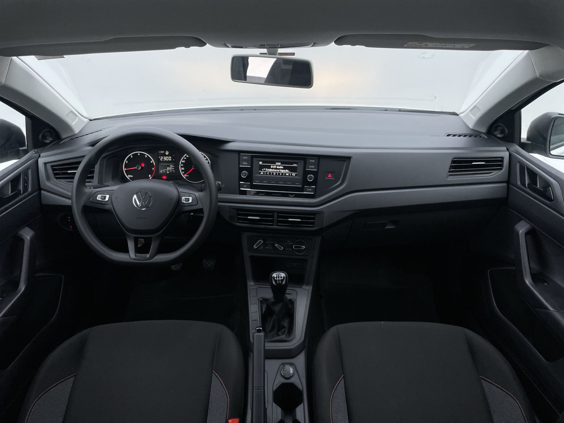 Polo Track 1.0 Flex 12V 5p