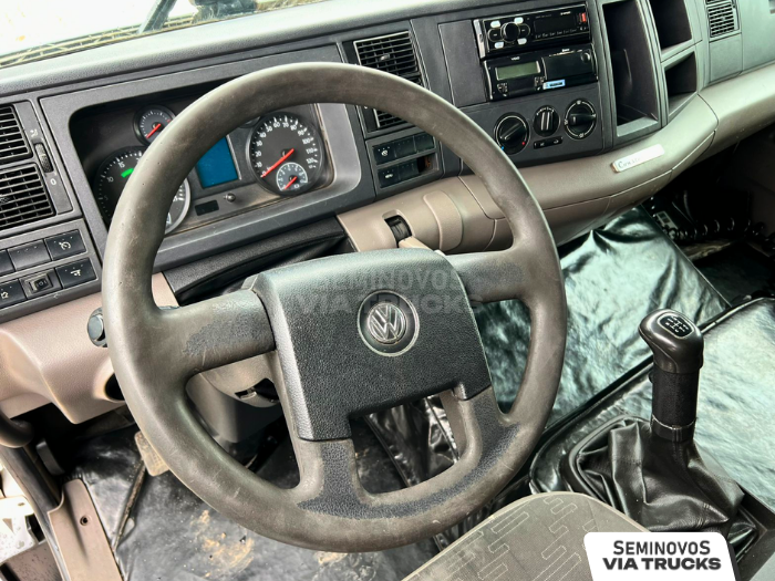 VOLKSWAGEN-24-280-24-280 E Constel. 6x2 2p (diesel)(E5)