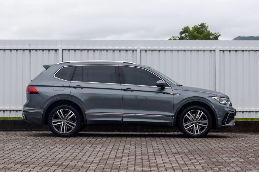 VW - Volkswagen-TIGUAN-2.0 300 TSI GASOLINA ALLSPACE R-LINE AUTOMÁTICO