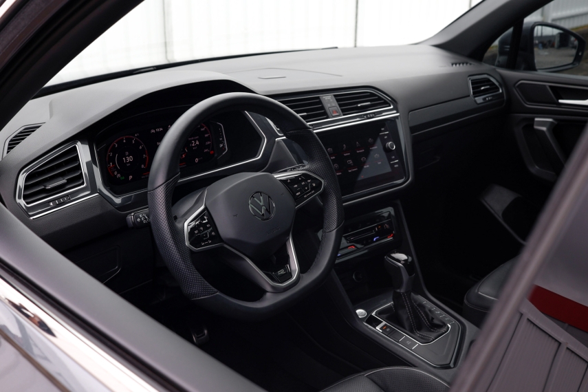 VW - Volkswagen-TIGUAN-2.0 300 TSI GASOLINA ALLSPACE R-LINE AUTOMÁTICO