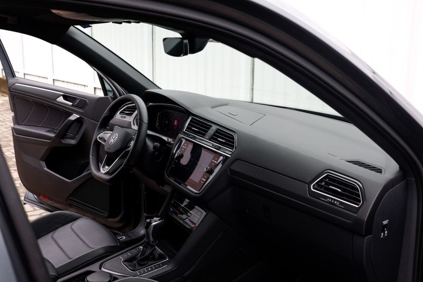 VW - Volkswagen-TIGUAN-2.0 300 TSI GASOLINA ALLSPACE R-LINE AUTOMÁTICO