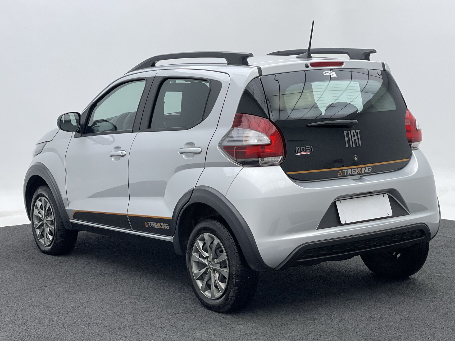 Fiat-MOBI-MOBI TREKKING 1.0 Flex 5p.