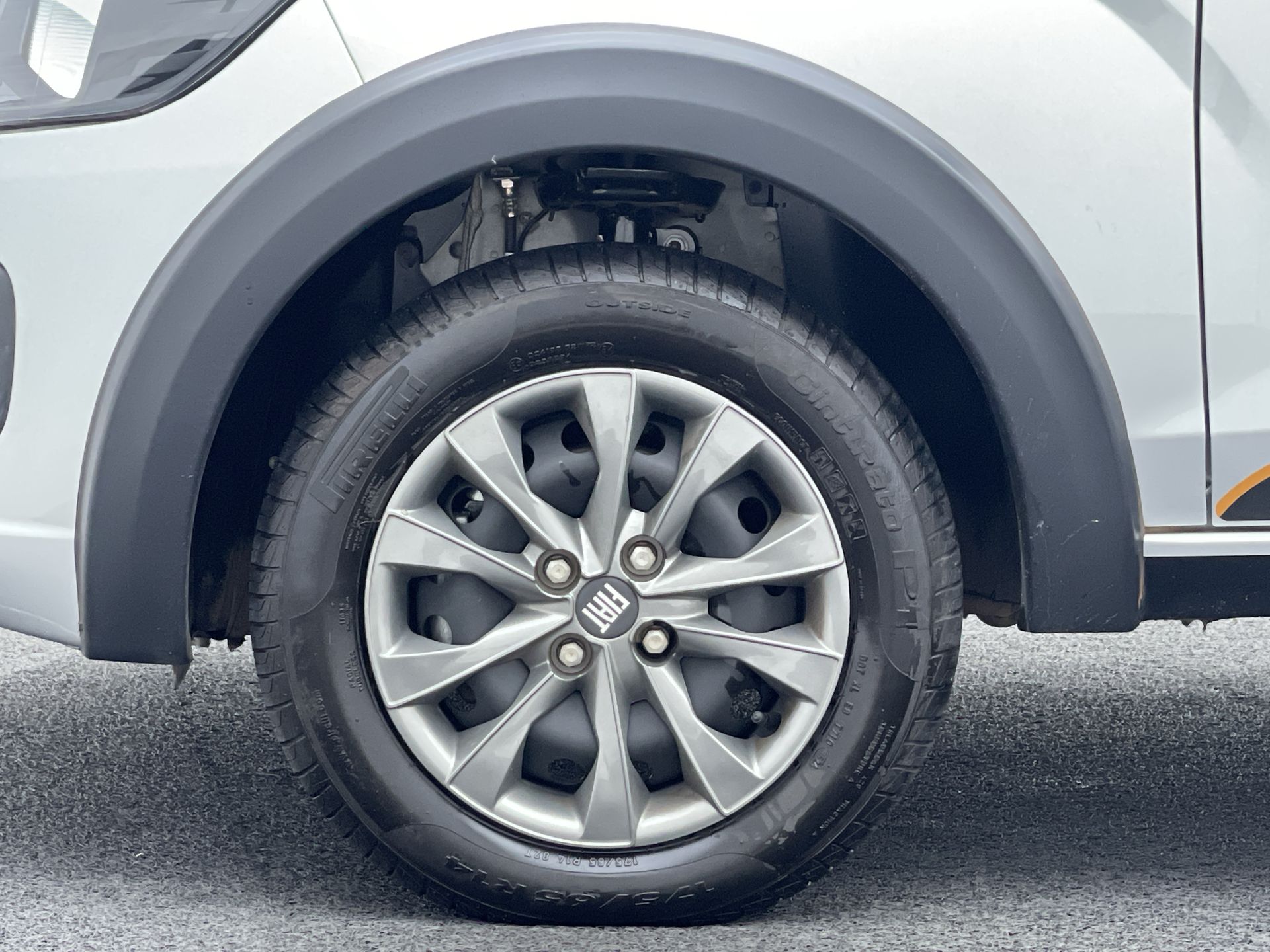 Fiat-MOBI-MOBI TREKKING 1.0 Flex 5p.