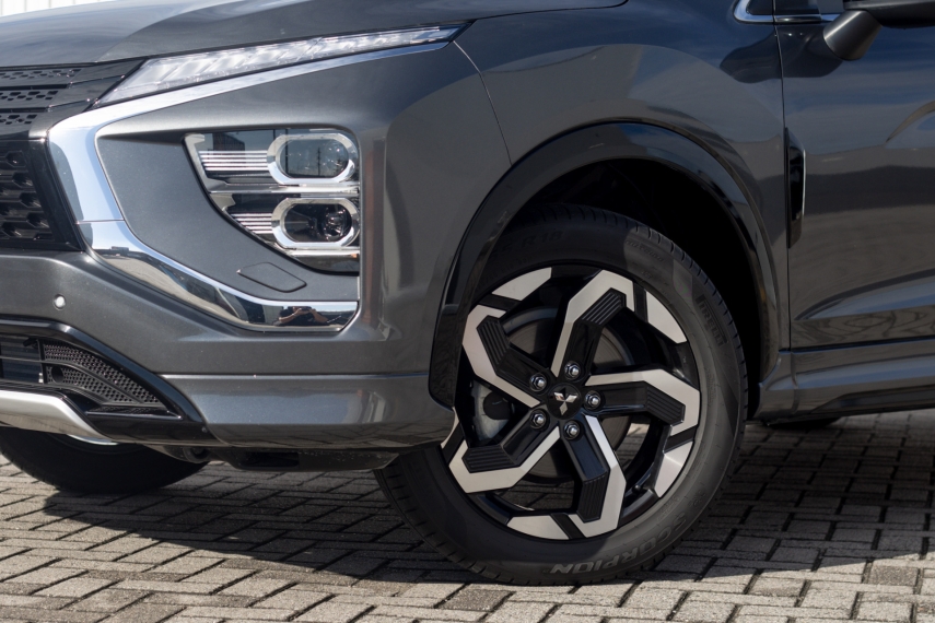 Mitsubishi-ECLIPSE CROSS-1.5 MIVEC TURBO GASOLINA HPE-S CVT