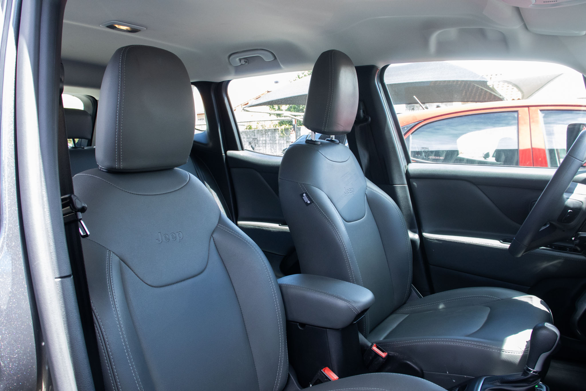 Jeep-RENEGADE-Renegade Sport T270 1.3 TB 4x2 Flex Aut.