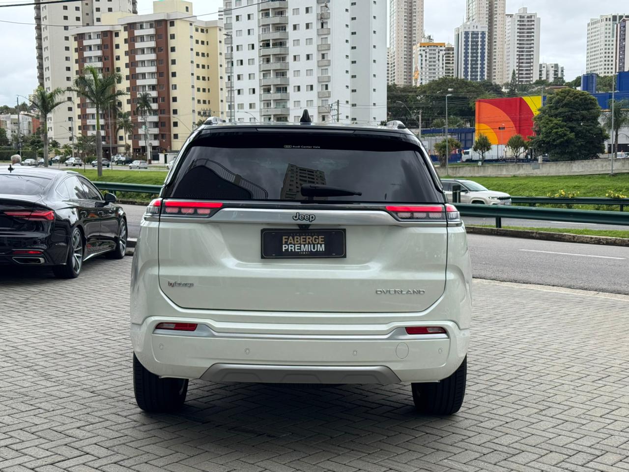 Jeep-COMMANDER-Commander Overland T270 1.3 TB Flex Aut.