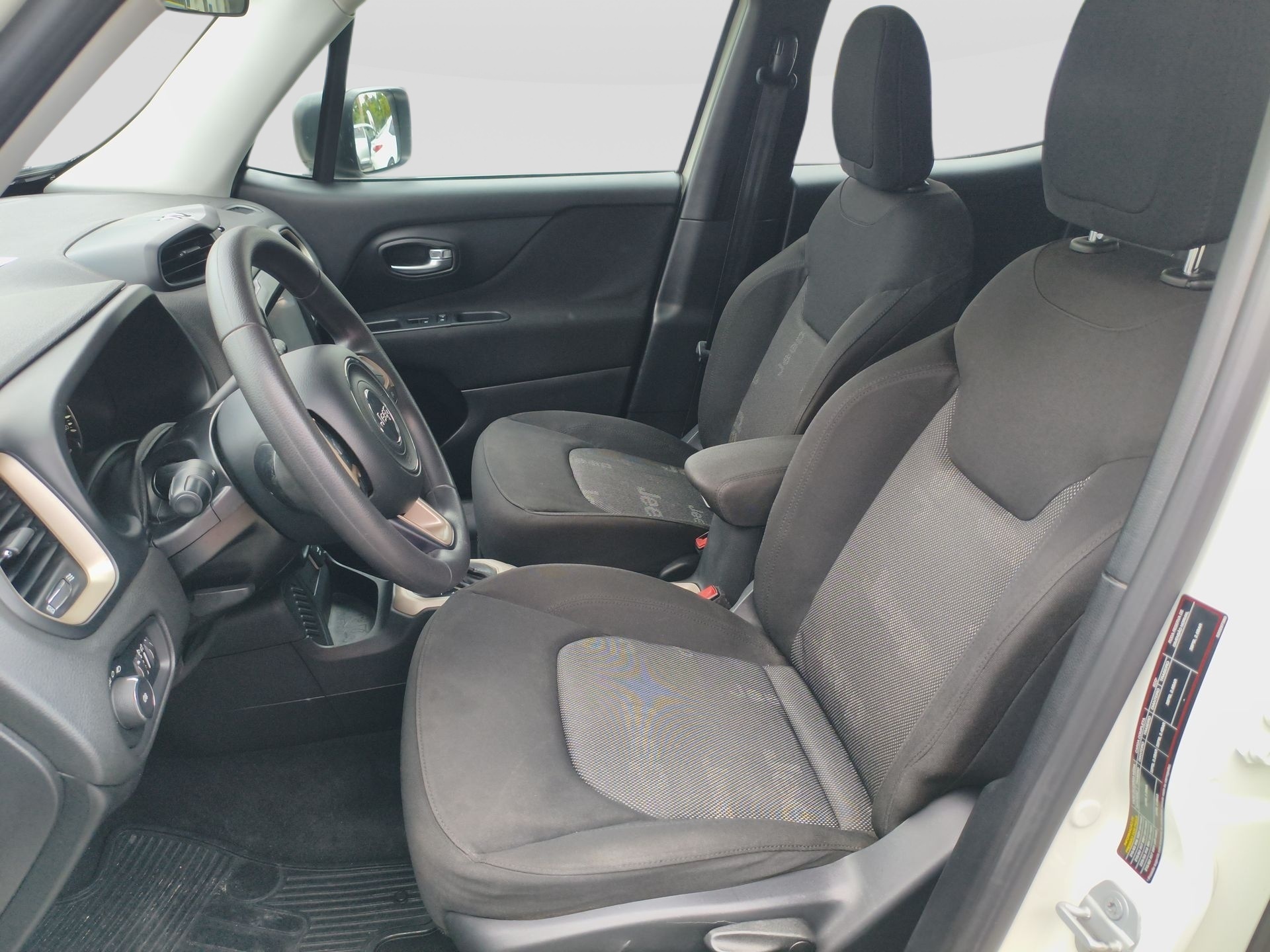 Jeep-RENEGADE-Renegade1.8 4x2 Flex 16V Aut.