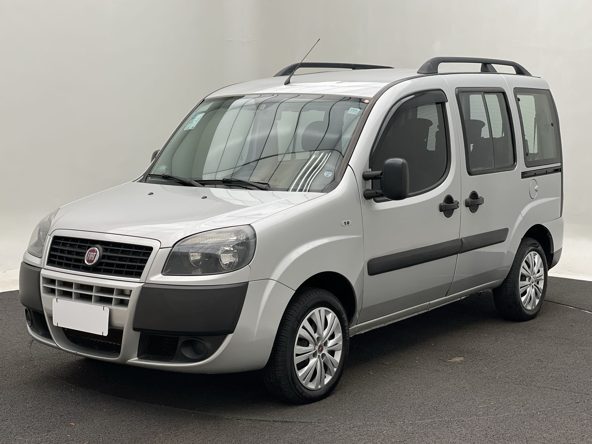 Doblo ESSENCE 1.8 Flex 16V 5p