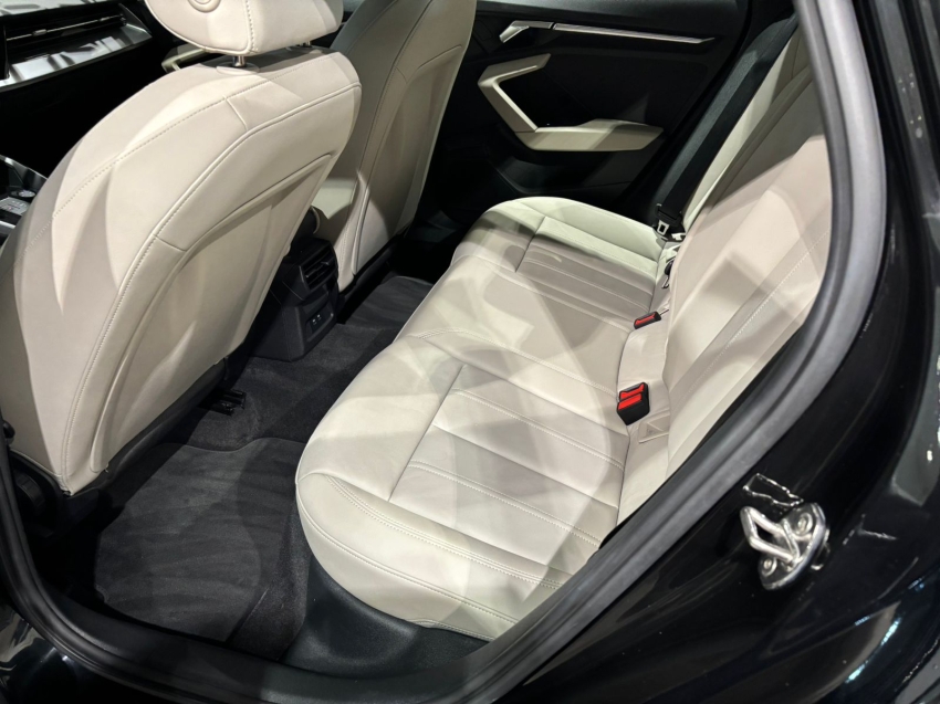 Audi-A3-2.0 40 TFSI MHEV SEDAN S LINE S-TRONIC