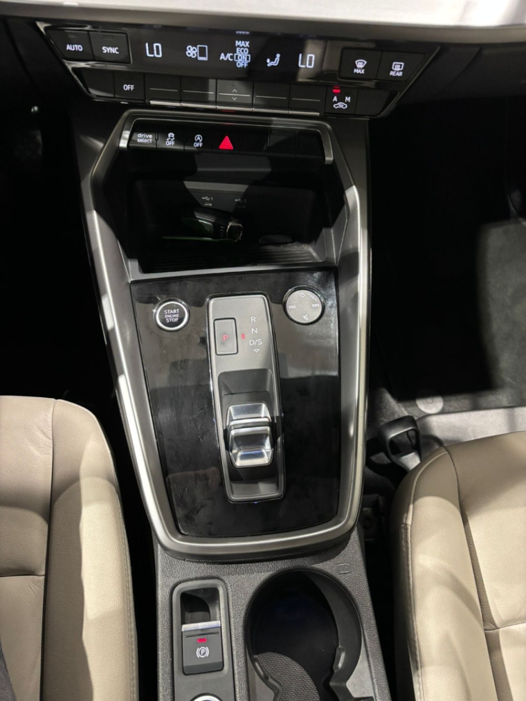 Audi-A3-2.0 40 TFSI MHEV SEDAN S LINE S-TRONIC