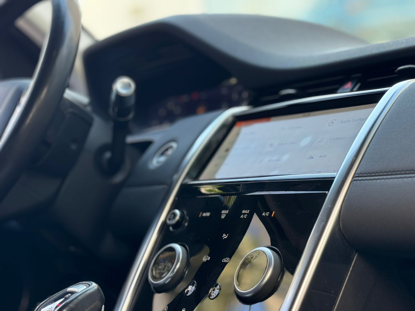 Land Rover-DISCOVERY-Discovery Sport SE 2.0 4x4 Aut./Flex