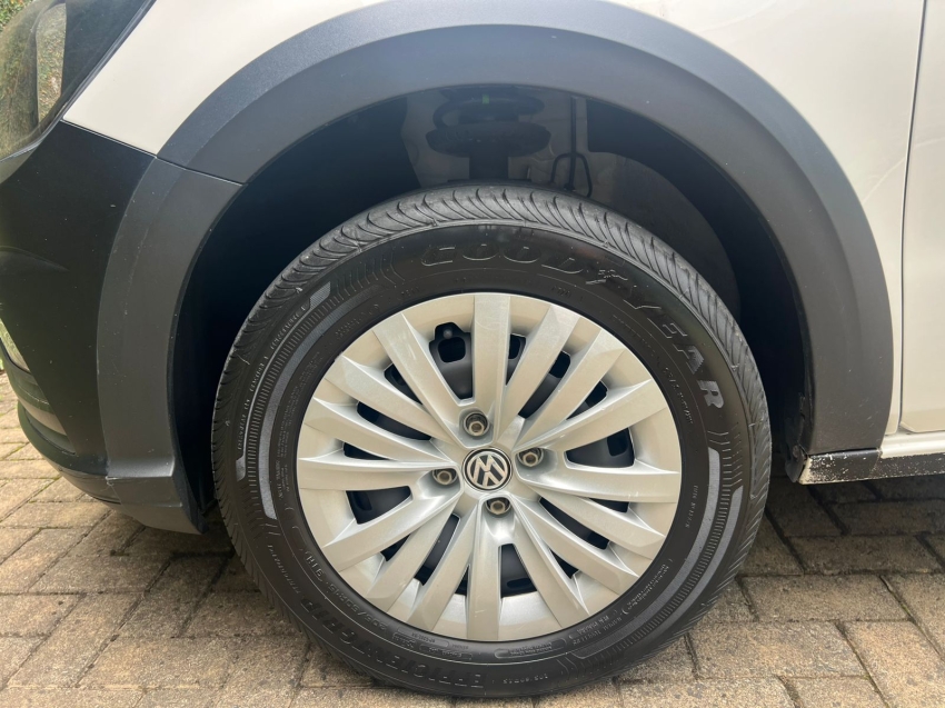 VW - Volkswagen-SAVEIRO-1.6 MSI ROBUST CS 8V FLEX 2P MANUAL