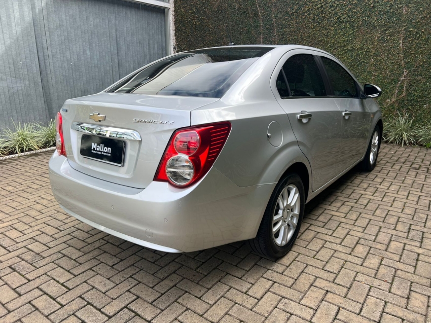 GM - Chevrolet-SONIC-1.6 LTZ SEDAN 16V FLEX 4P AUTOMÁTICO