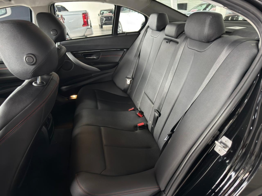 BMW-320i-2.0 SPORT 16V TURBO ACTIVE FLEX 4P AUTOMÁTICO
