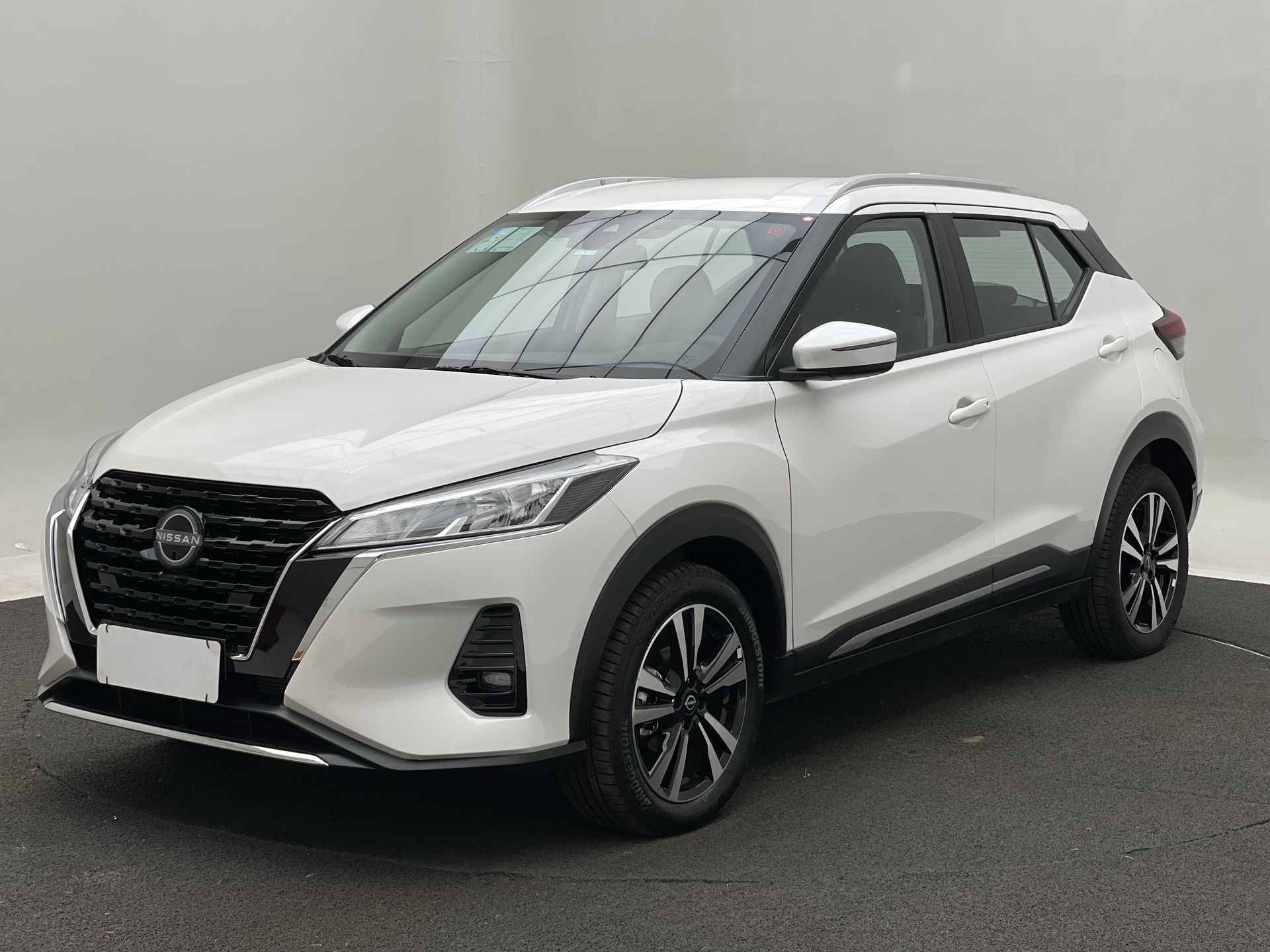 KICKS Play Advance Plus 1.6 16V Flex Aut