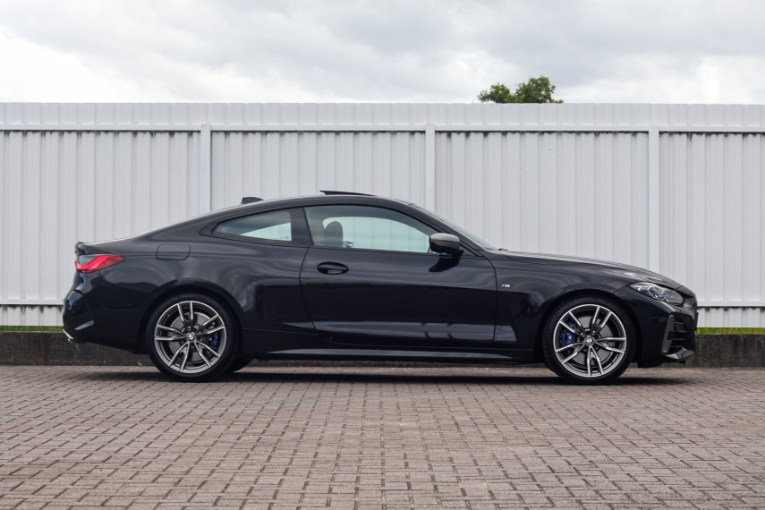 BMW-M 440i-3.0 I6 TWINTURBO GASOLINA COUPÉ STEPTRONIC
