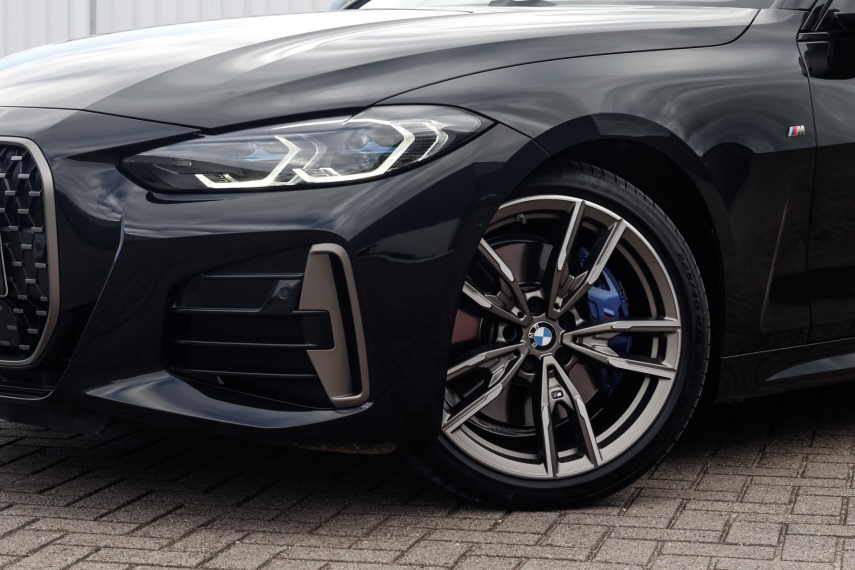 BMW-M 440i-3.0 I6 TWINTURBO GASOLINA COUPÉ STEPTRONIC