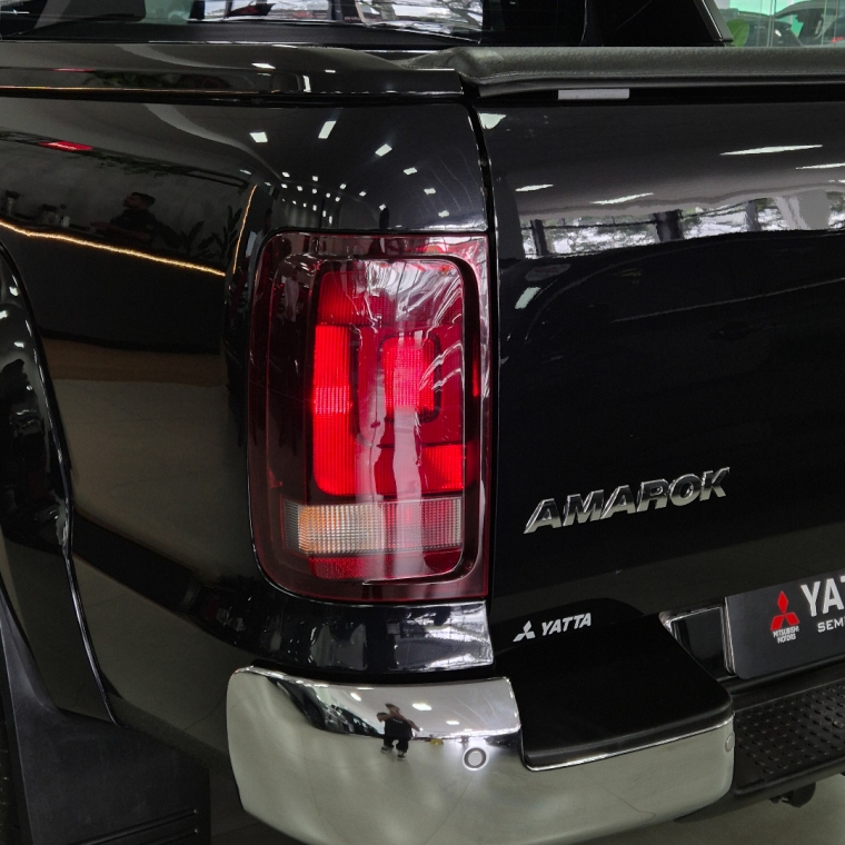 VW - Volkswagen-AMAROK-3.0 V6 TDI DIESEL HIGHLINE EXTREME CD 4MOTION AUTOMÁTICO