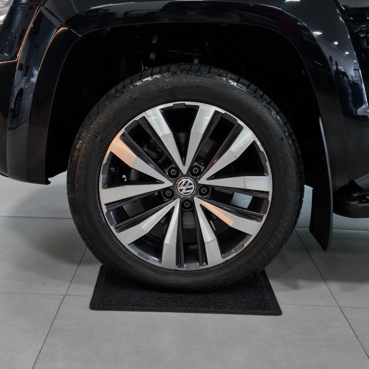 VW - Volkswagen-AMAROK-3.0 V6 TDI DIESEL HIGHLINE EXTREME CD 4MOTION AUTOMÁTICO