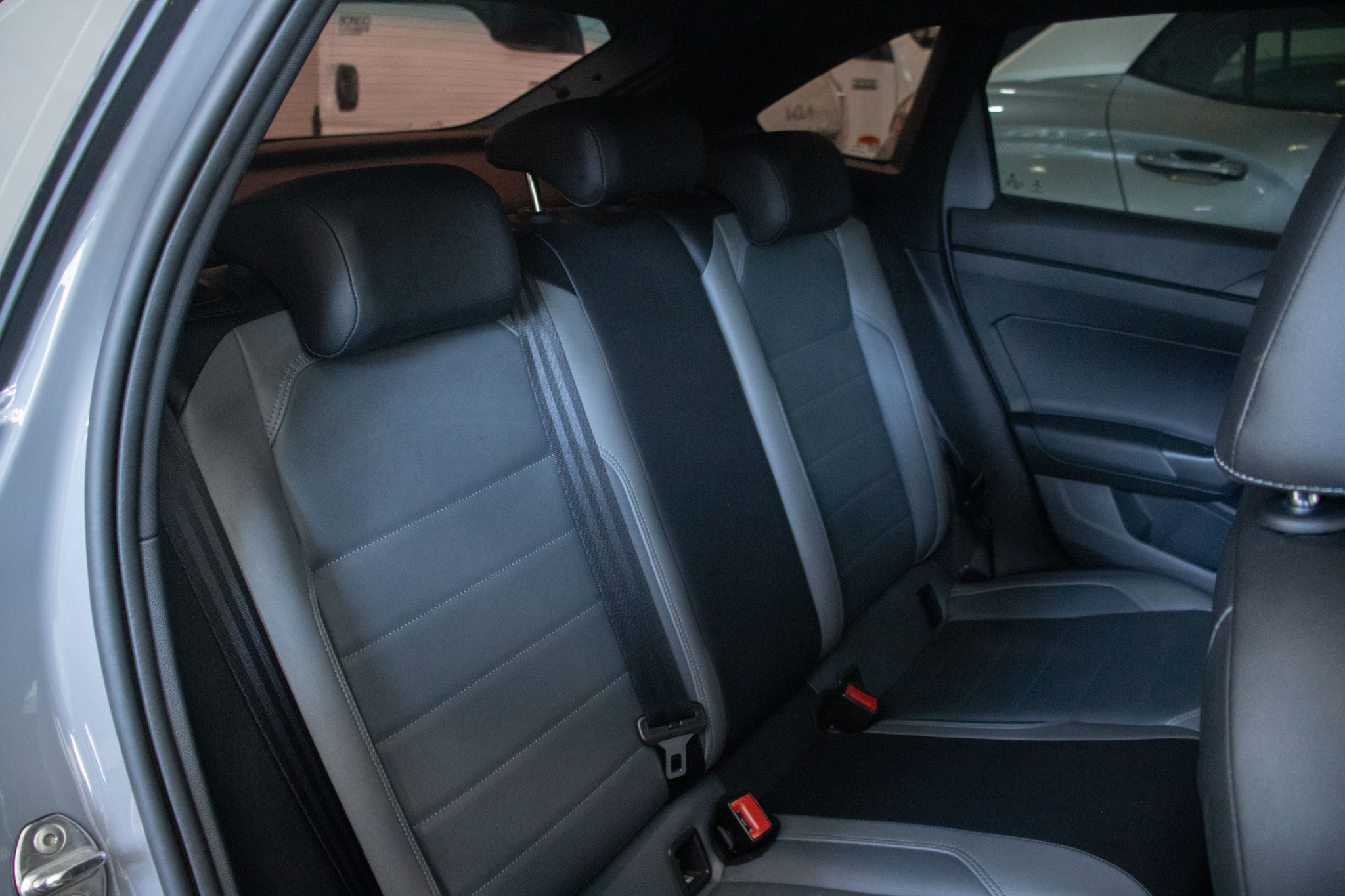 VW - Volkswagen-Nivus-Nivus Highline 1.0 200 TSI Flex Aut.