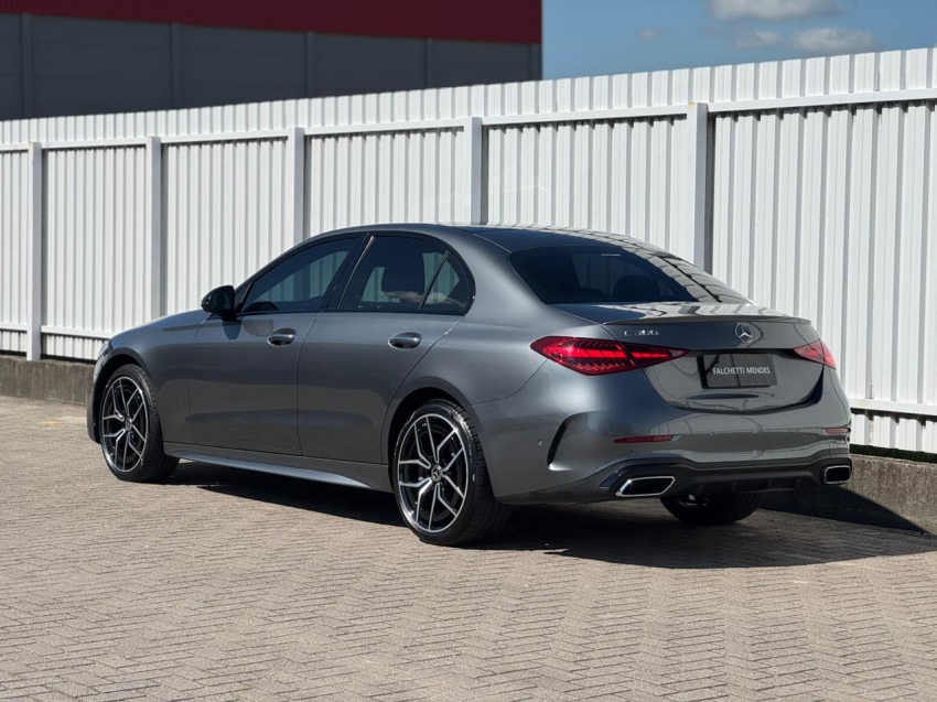 Mercedes-Benz-C 300-2.0 EQ BOOST HÍBRIDO AMG LINE 9G-TRONIC
